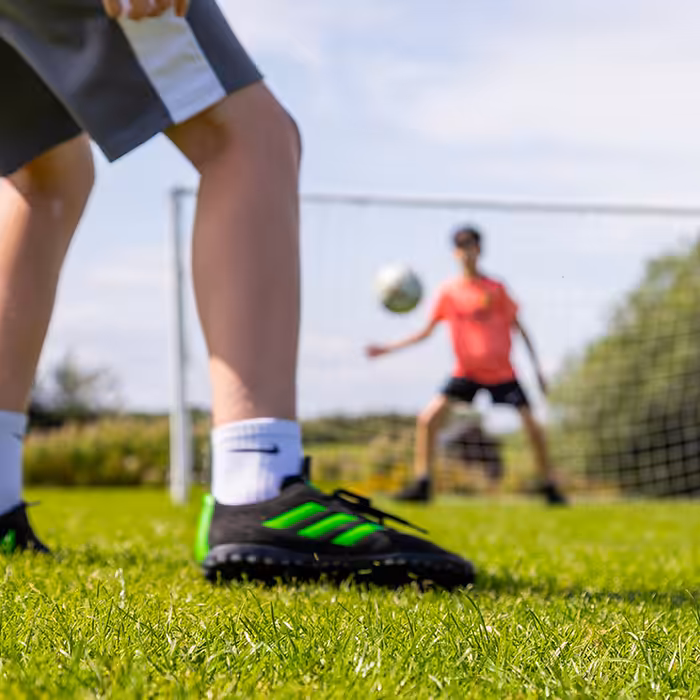 Lakeside Parks Astroturf Pitch 700x700 1