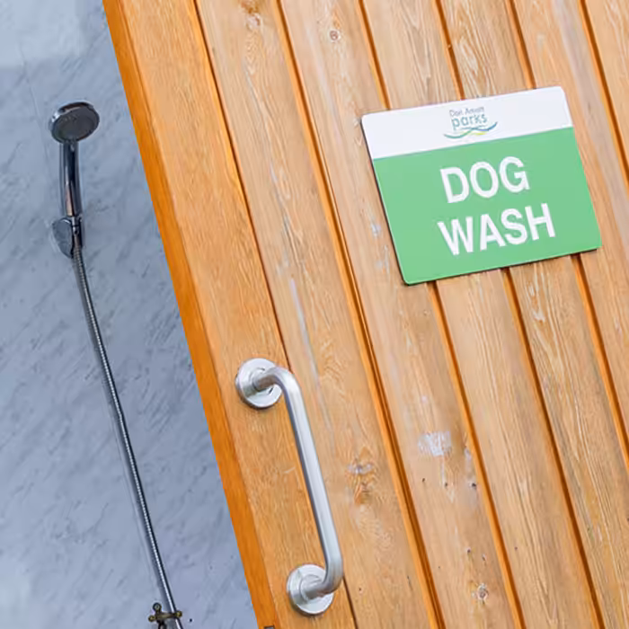 Lakeside Parks Dog Wash 700x700 1