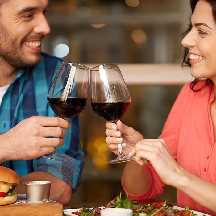 Lakeside Parks Date Night Dining 700x700 1
